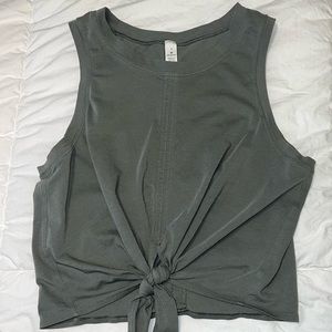 Lululemon tank